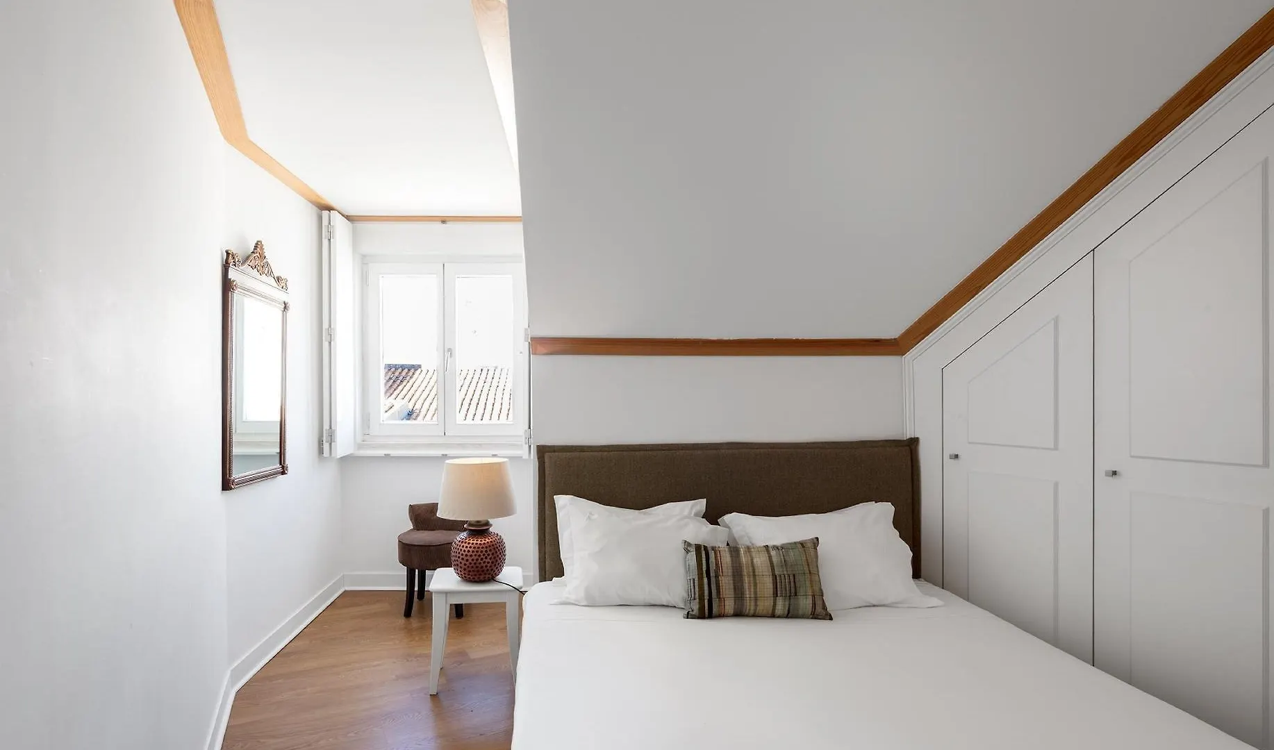 Palacio Camoes - Lisbon Serviced Apartments 0*,  Portugal