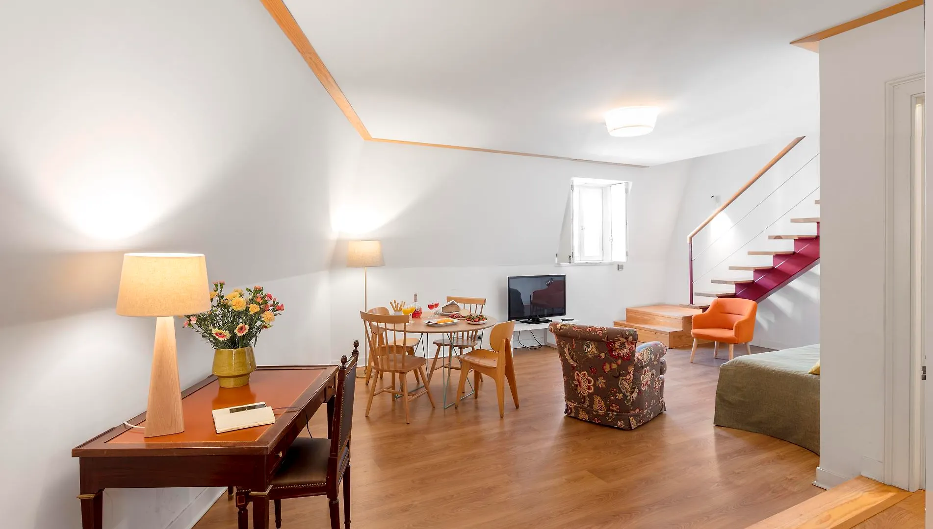 Palacio Camoes - Lisbon Serviced Apartments