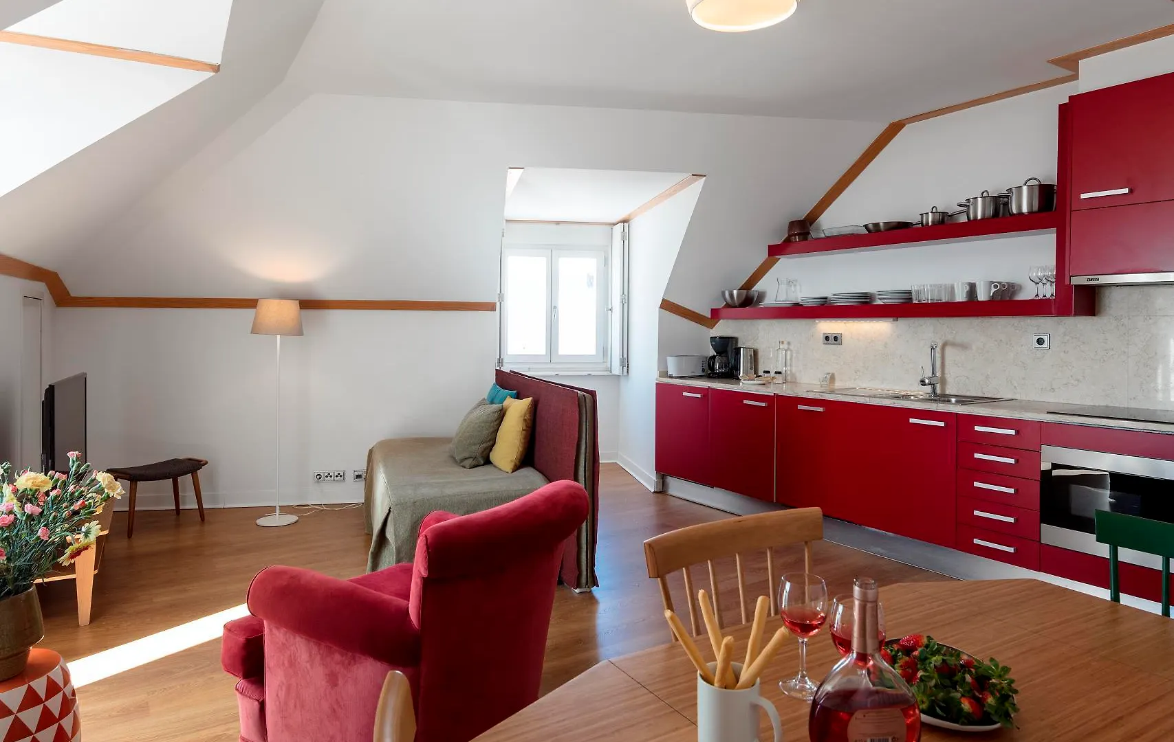 Palacio Camoes - Lisbon Serviced Apartments 0*,