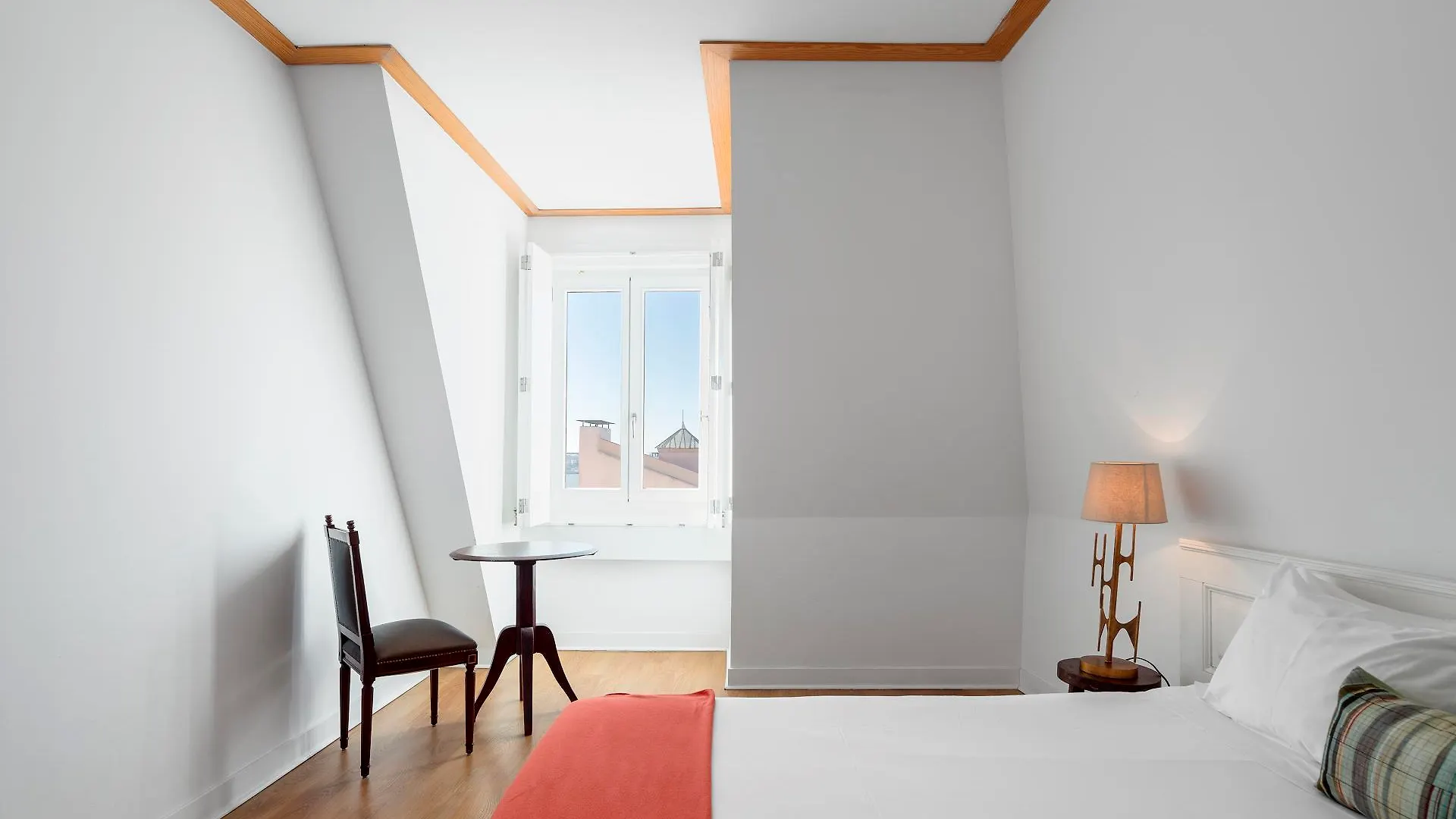 Palacio Camoes - Lisbon Serviced Apartments