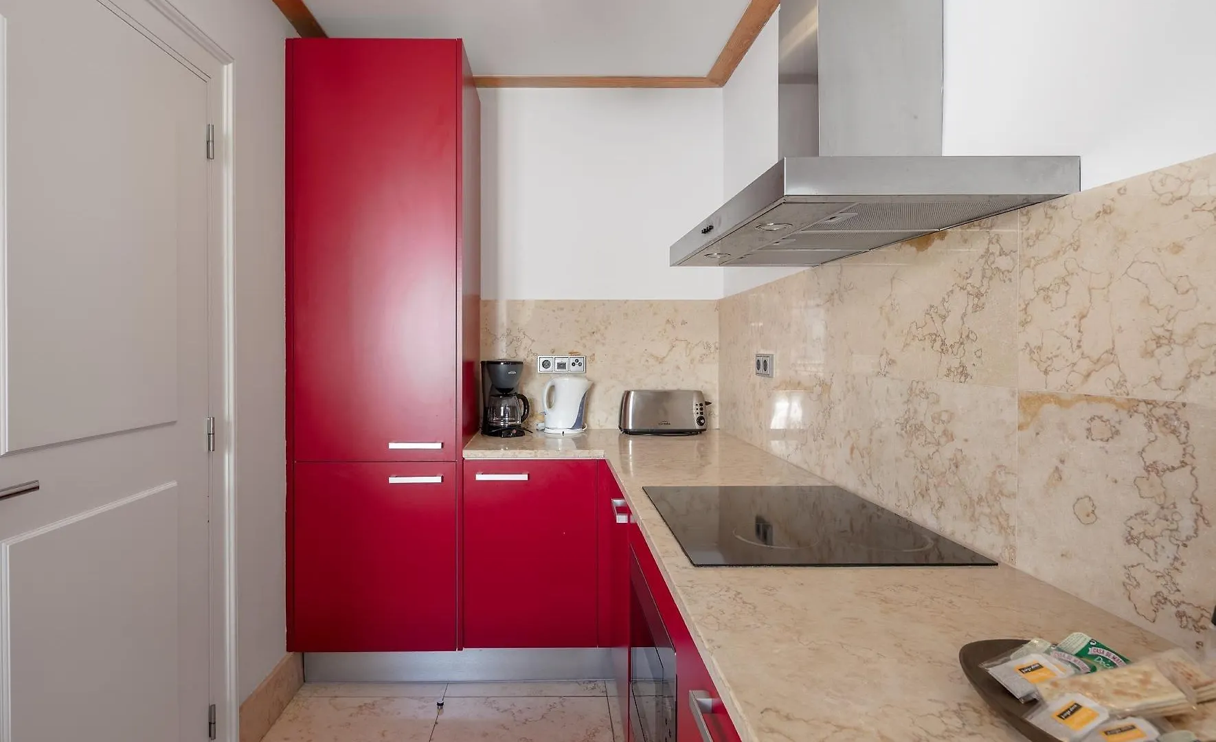 Palacio Camoes - Lisbon Serviced Apartments