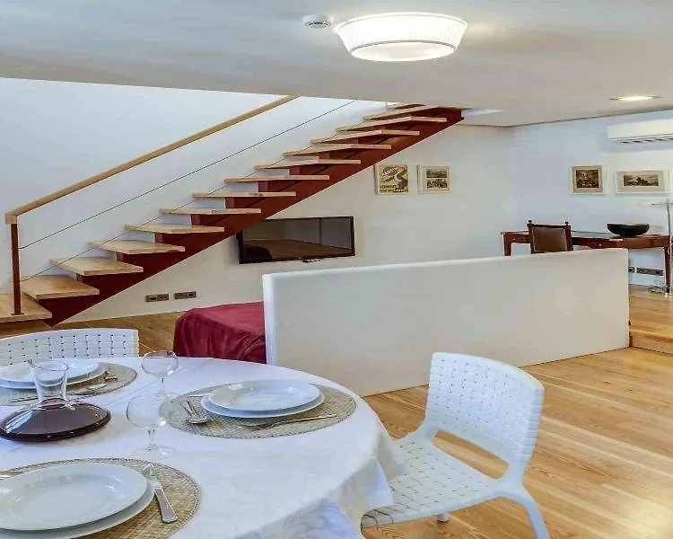 Palacio Camoes - Lisbon Serviced Apartments 0*,