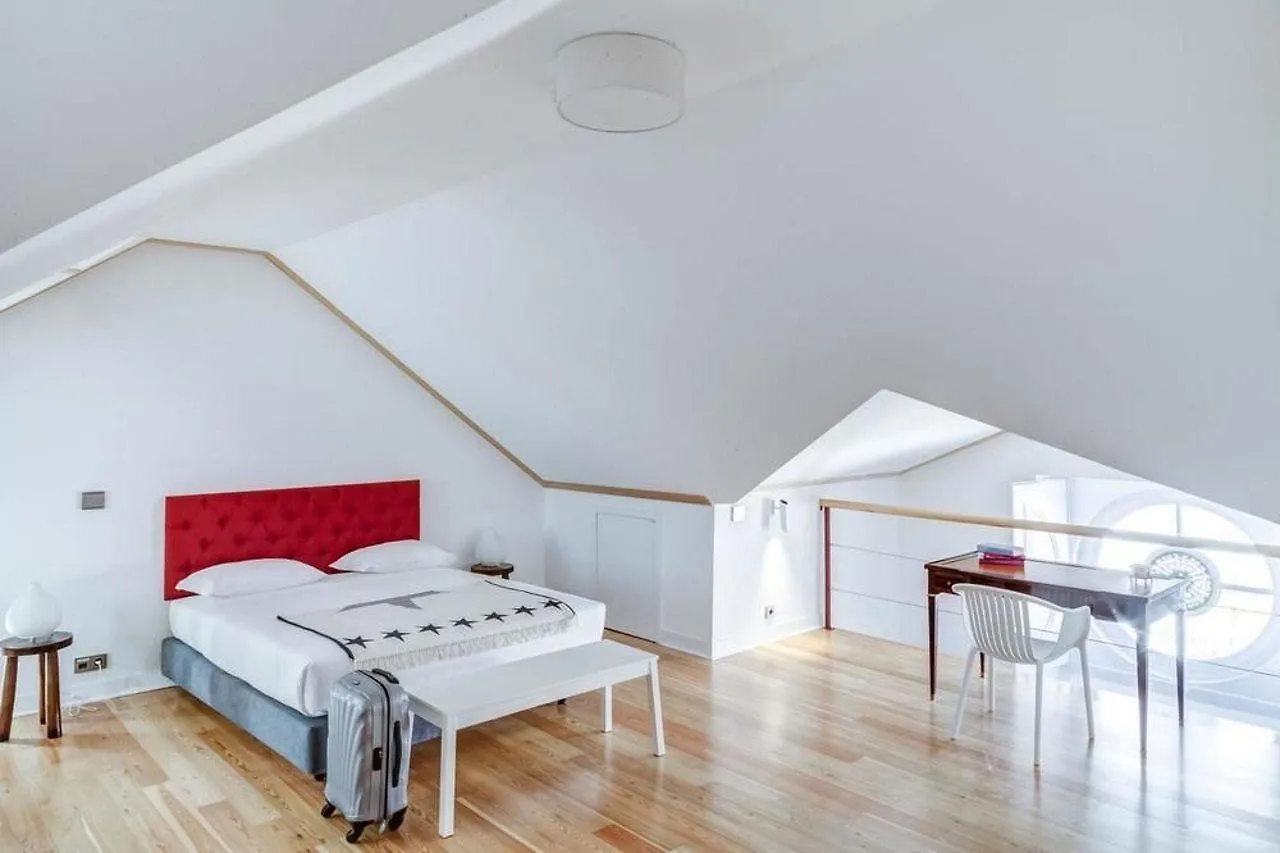 Palacio Camoes - Lisbon Serviced Apartments