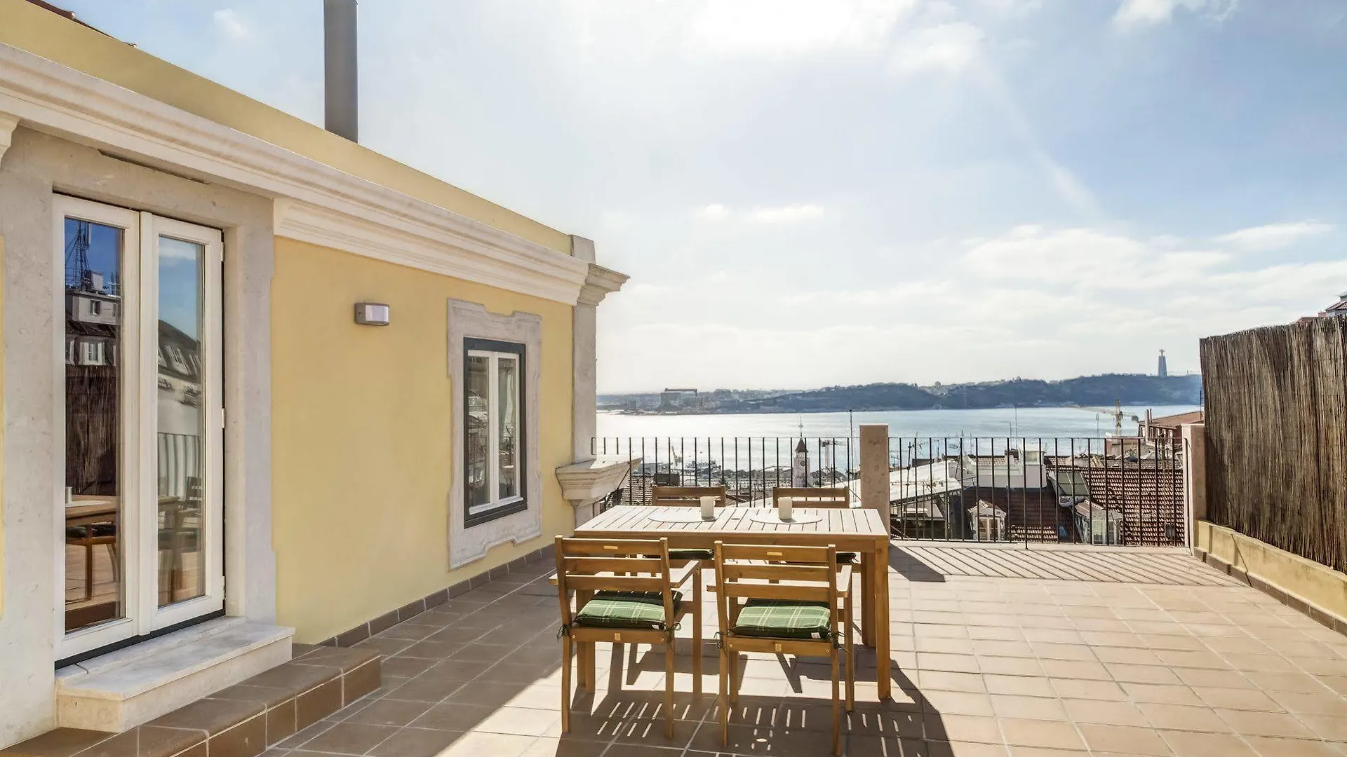 Palácio Camões - Lisbon Serviced Apartments